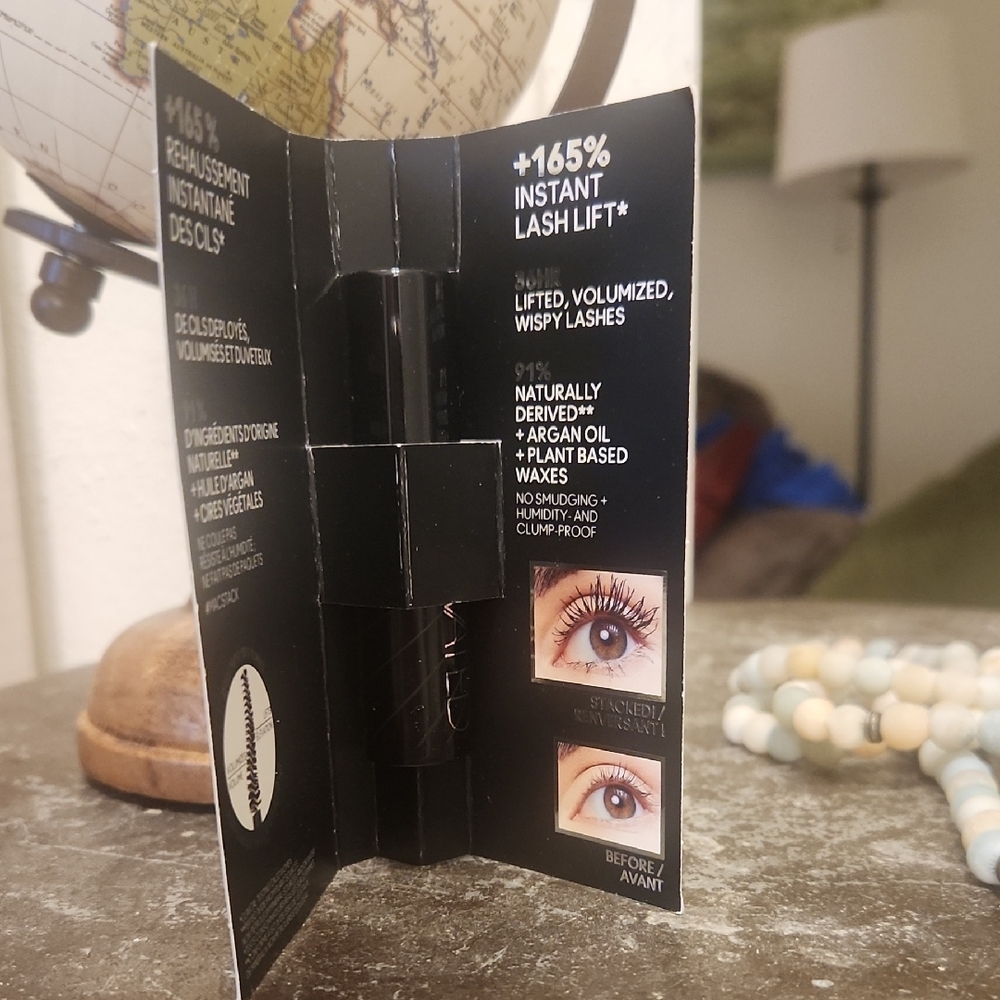 MAC Stack Elevated Mascara - Picture 3 of 4